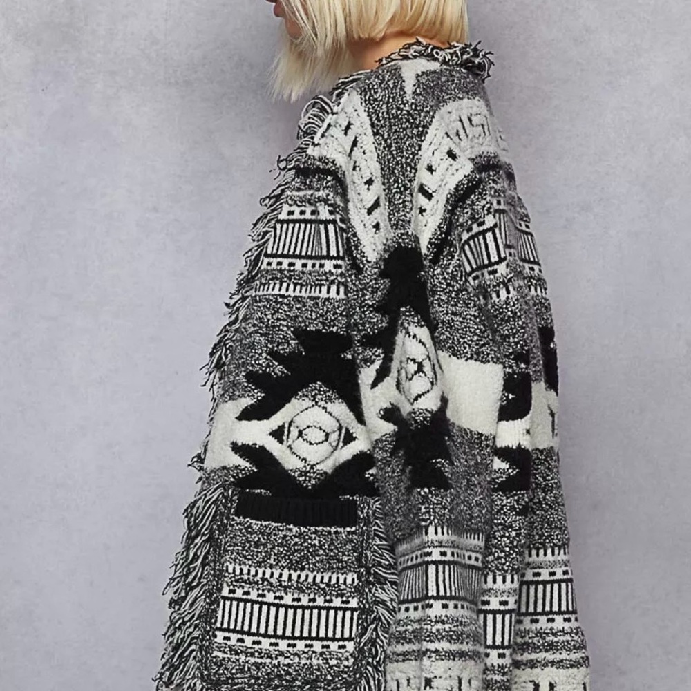 POL Open Front Aztec Cardigan NWOT Large - Picture 2 of 2